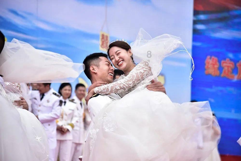 手指甲出现“竖纹”是什么情况?别紧张,看完你就明白了!